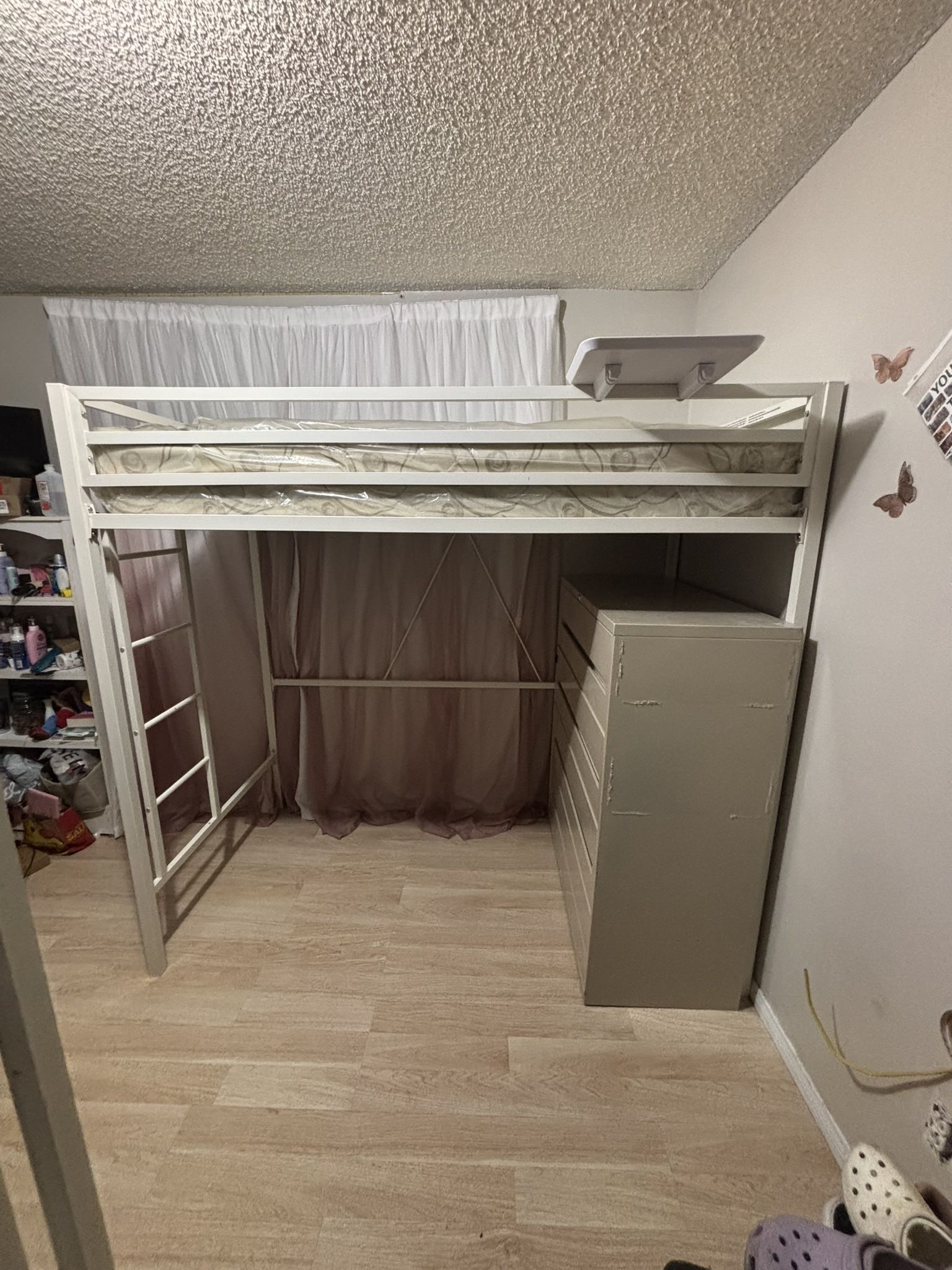 Twin Loft Bed Frame (White)