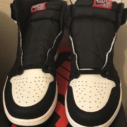 Air Jordan 1s (Sports illustrated) A star is born brand new 100% Authentic size 11.5