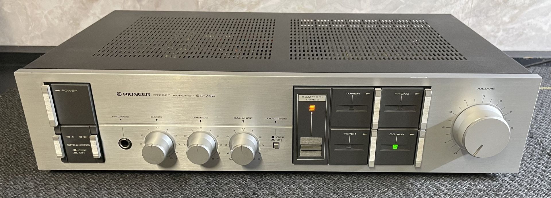 Vintage Pioneer SA-740 Stereo Amplifier
