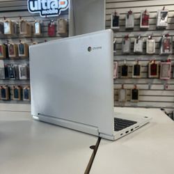 Lenovo Chromebook C330 - 90 DAY WARRANTY - $1 DOWN - NO CREDIT NEEDED 