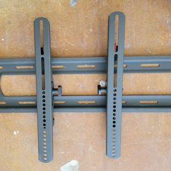 Cafe Closing - Flat TV Wall Mount