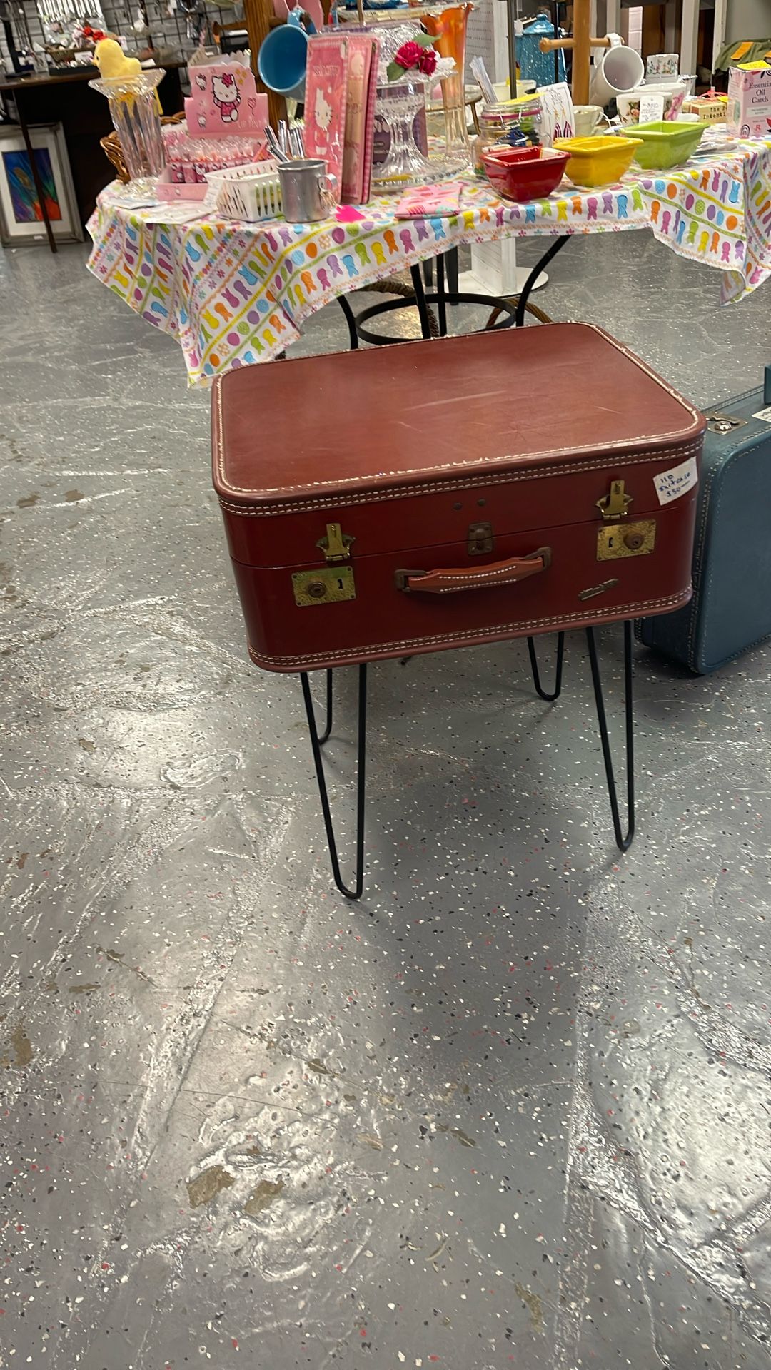 Suitcase Table With Hair Pin Legs