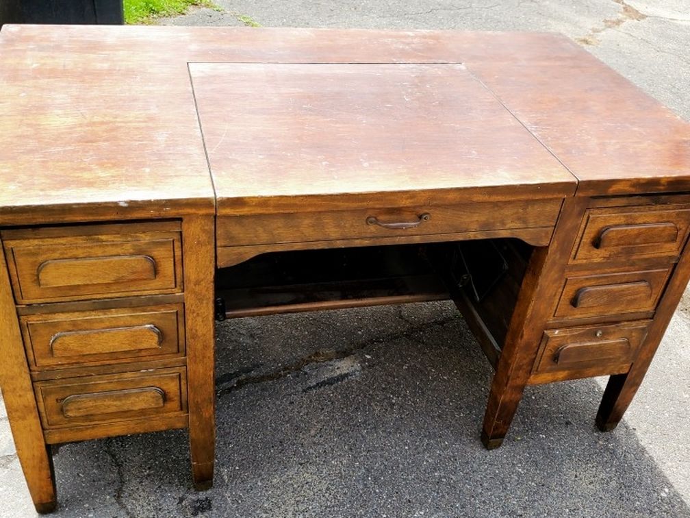 Antique Oak Stained Desk With Dividers In Drawers  And Fold Down  Center