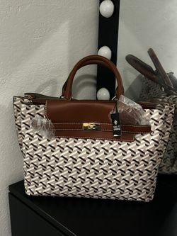 modern purse 