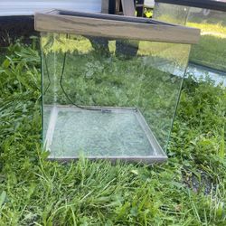 FISH TANK / REPTILE TANK