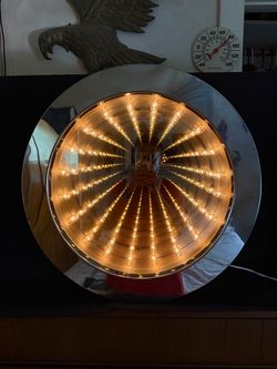 Vintage Round Infinity Mirror Light with Bulbs