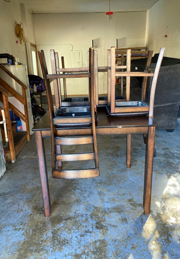 Kitchen table for Sale in Portsmouth, VA - OfferUp