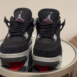 Air Jordan 4 “Black Canvas” size 9