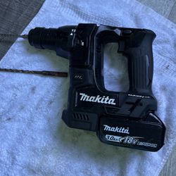 Makita 18volt With Battery Hammer Dril 
