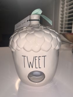 Rae Dunn tweet acorn birdhouse