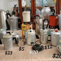 Vintage aluminum coffee pots, coffee & grease tin, aluminum & glass  vaporizers,  popcorn maker 
Hrg