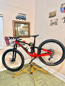Trek fuel ex 7 full suspension mountain bike 29”