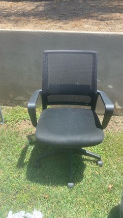 Desk chair