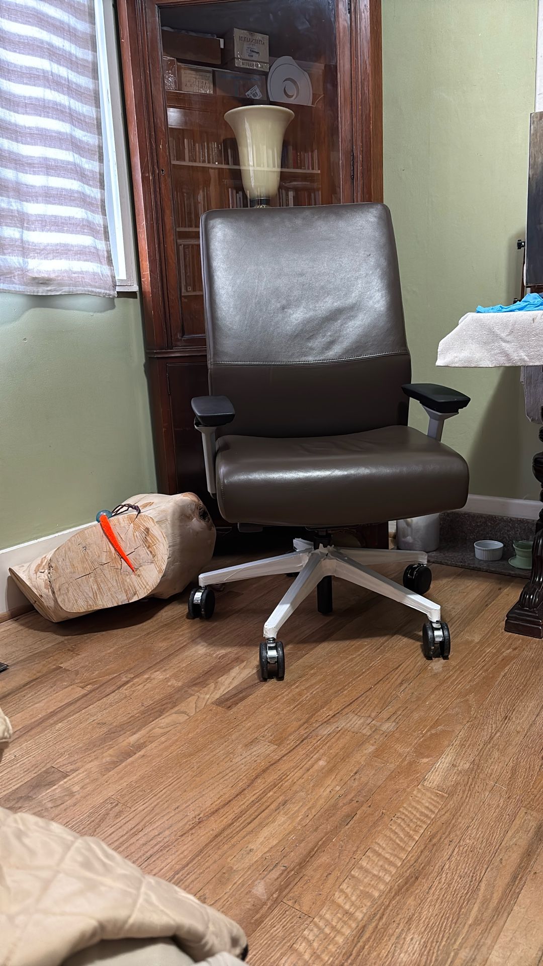 Executive Chair