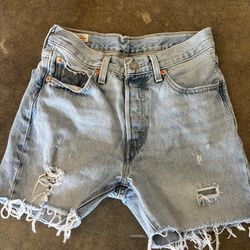 Women’s Levi’s shorts size 0