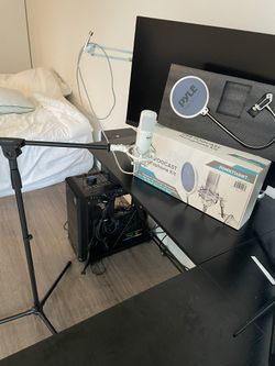 Gaming Speaker With Stand