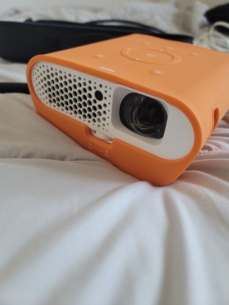 Benq GS1 Portable Projector