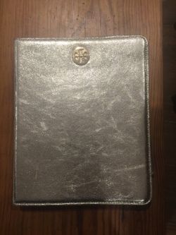 Authentic Tory Burch IPad case for Sale in Miami, FL - OfferUp