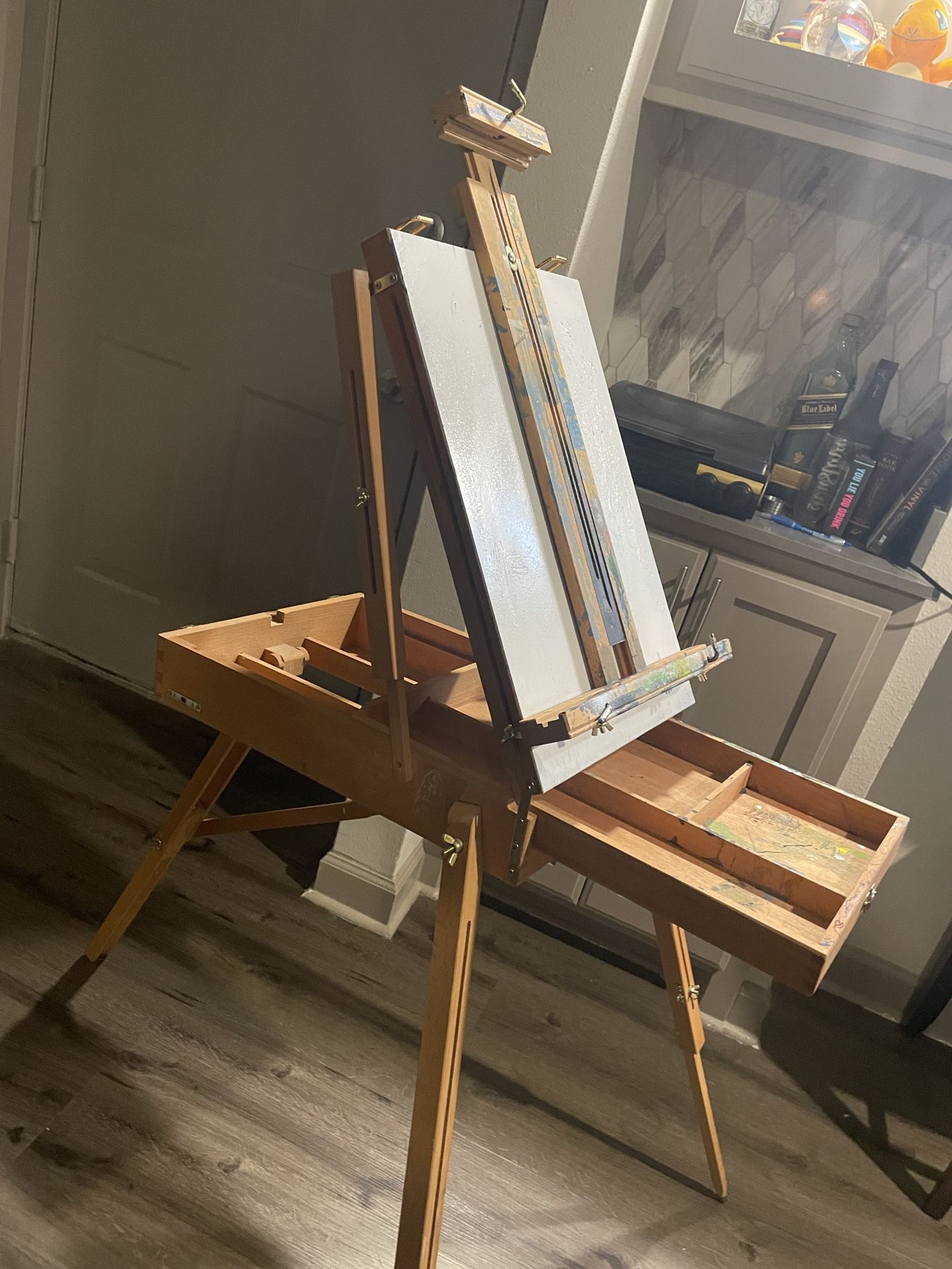 French plein air wood easel