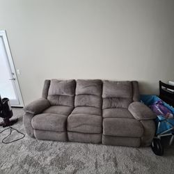 Recliner couch