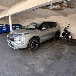 2022 Mitsubishi Outlander