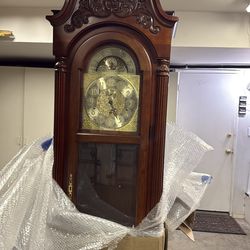 Grandfather clock. Mohagony