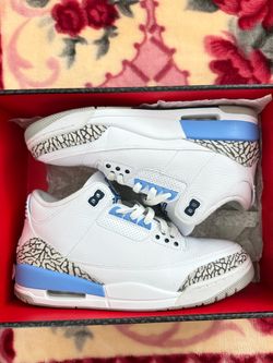Jordan Retro 3 UNC Size 9.5