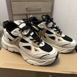 Steve Madden Sneakers