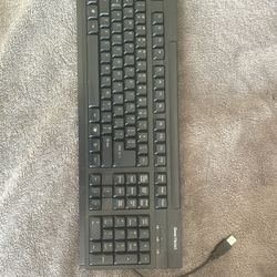 Gear Head 107-Key USB Keyboard