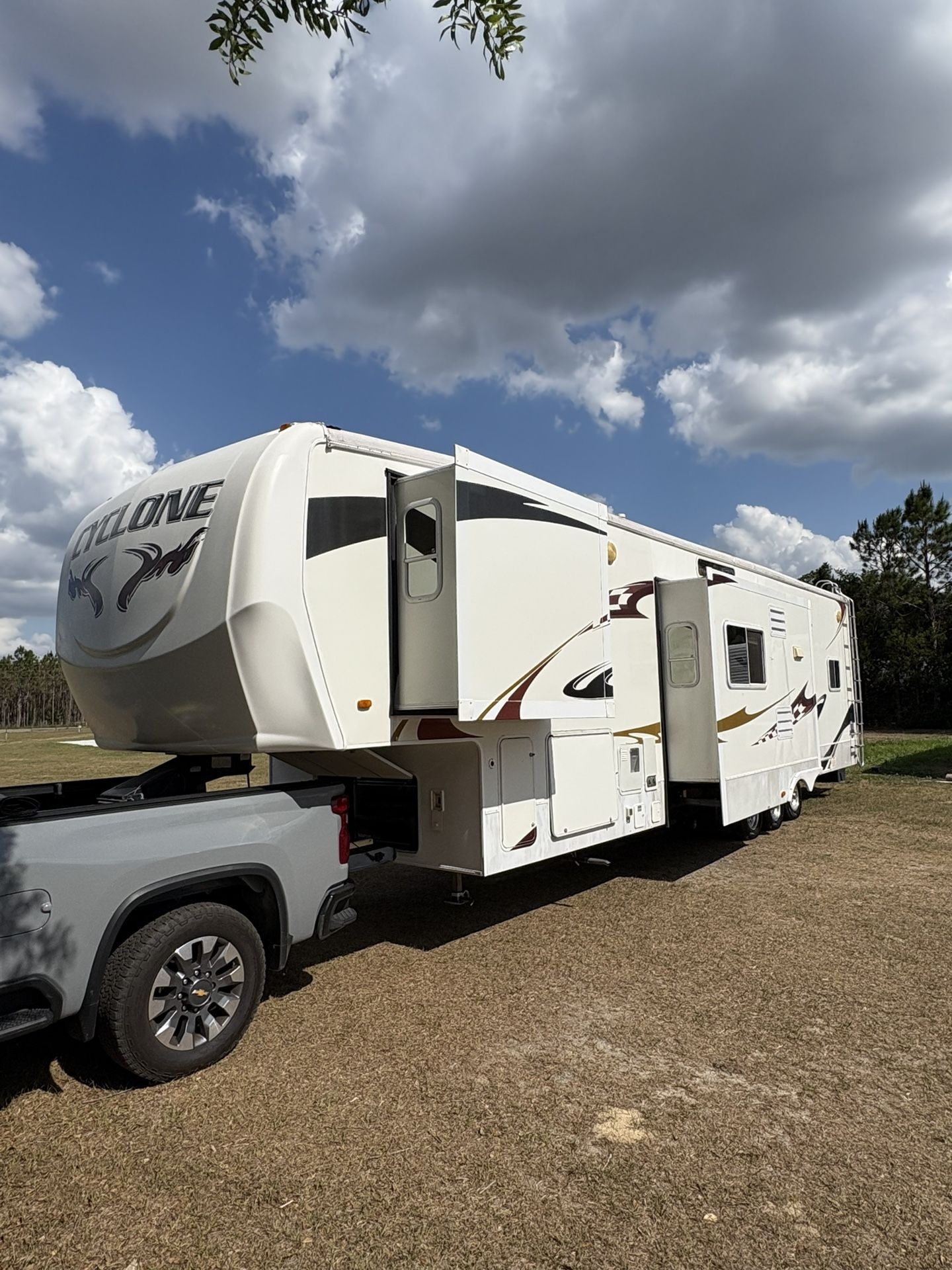 2009 Heartland Cyclone