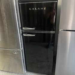 Nevera, Refrigerator Galanz, 24x25x62, Warranty 3 Months, Delivery Available 