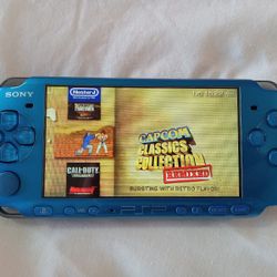 LIKE NEW !!! VIBRANT BLUE * 3001 * SLIM PSP WITH 5,000 GAMES 