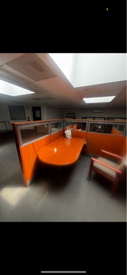 Office Cubicle Workstation with Desk
