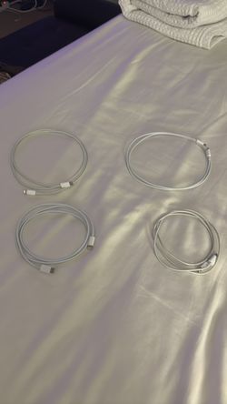 Apple USB-C to Lightning Cable