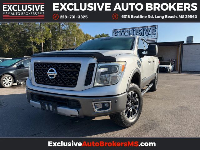 2016 Nissan TITAN XD Crew Cab