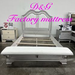 Queen Size Bed Frame Mattress Included. New In A Box. Led Light.  Preciosa Cama Y Colchon Incluido  Nueva En Caja Con Luz De Led 