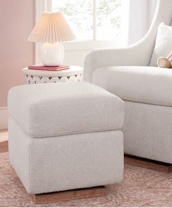 Pottery Barn Kids Ottoman