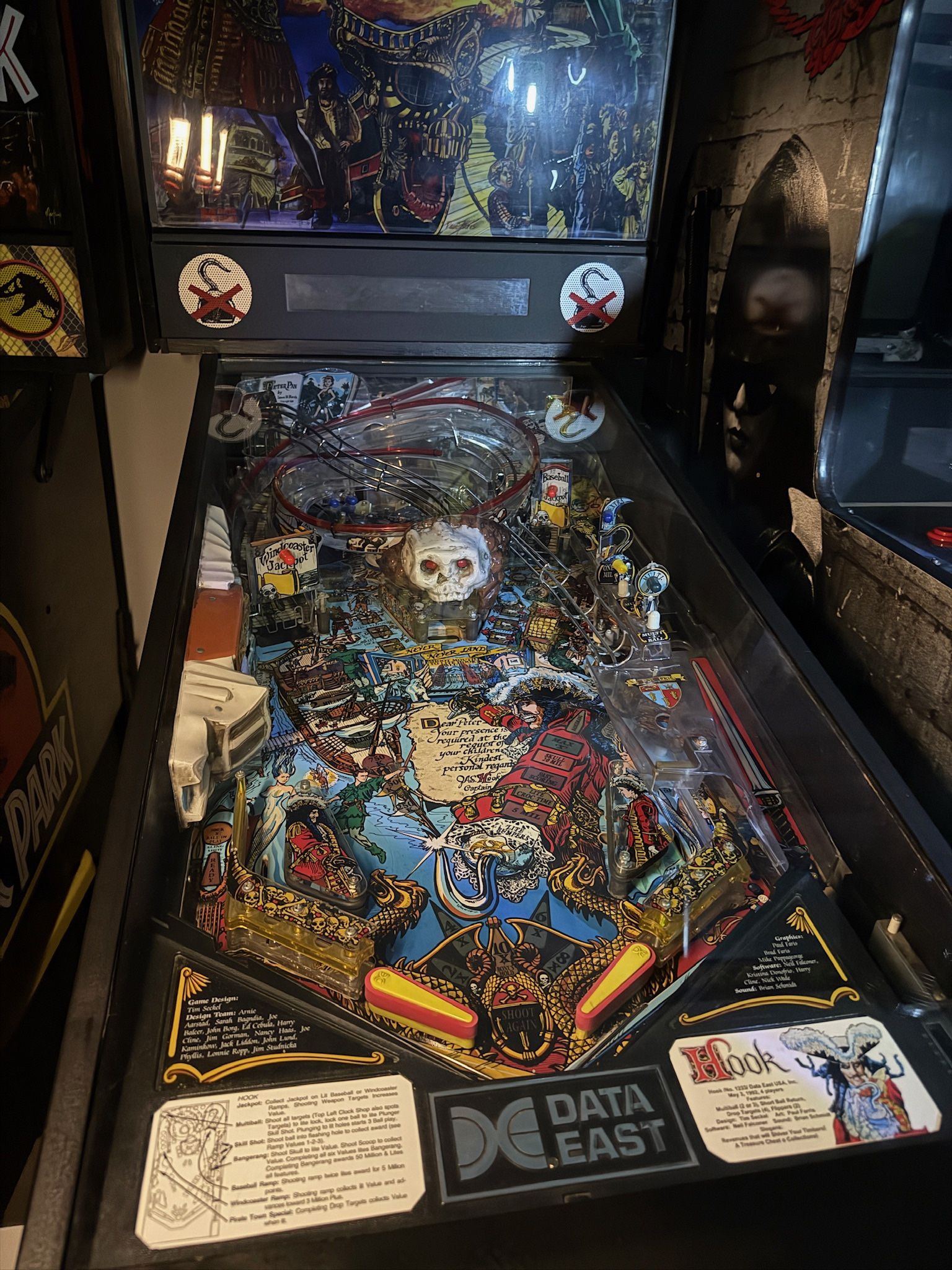 Hook Pinball Machine