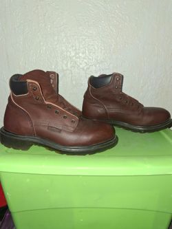 RED WING Boots SIZE 9 D