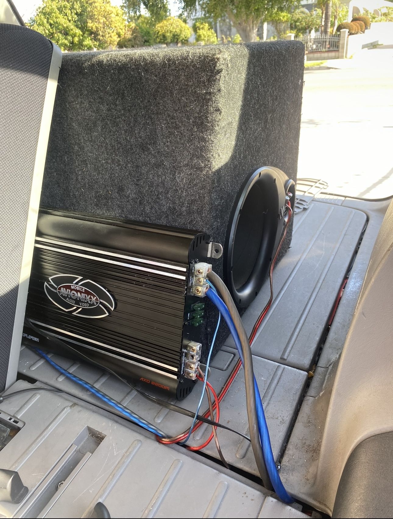 Avionixx AXD 2200M Amp
