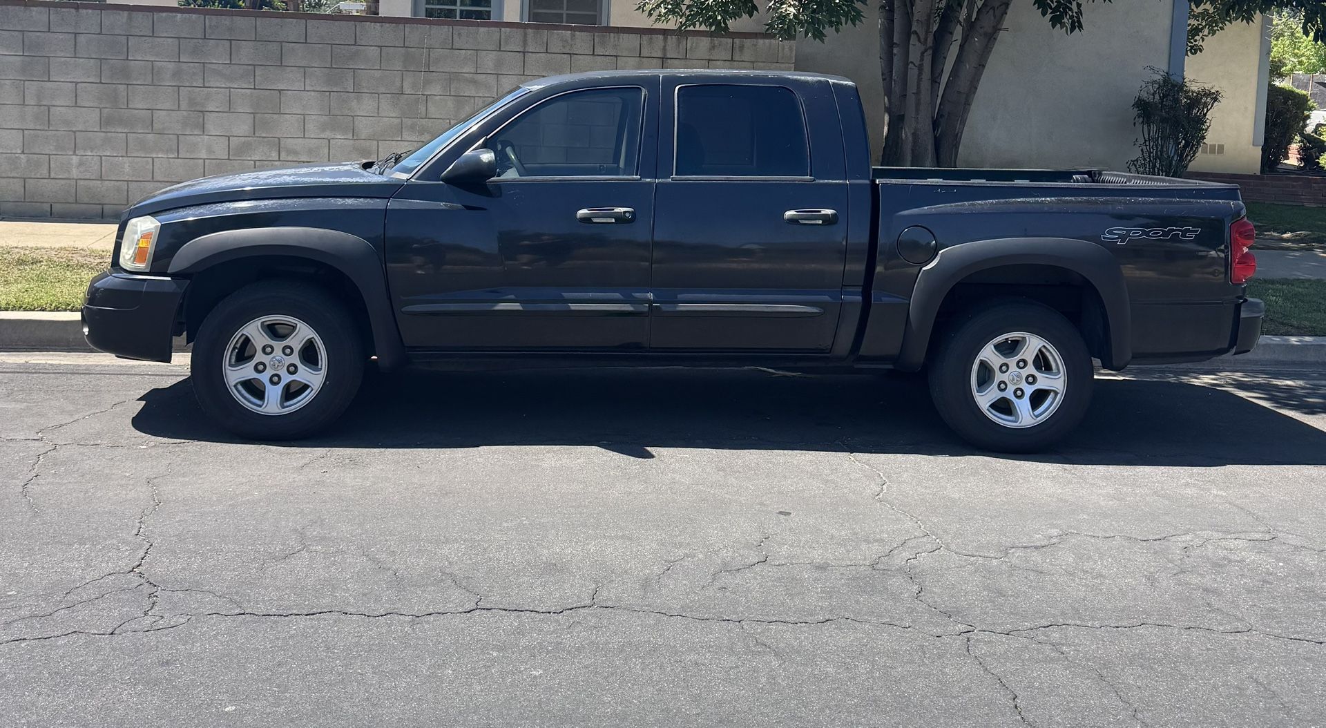 2006 Dodge Dakota