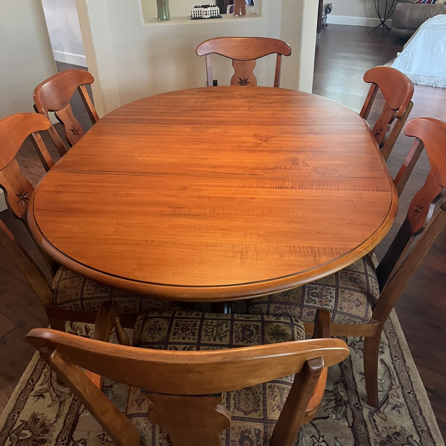 Vintage Ethan Allen Dining Table