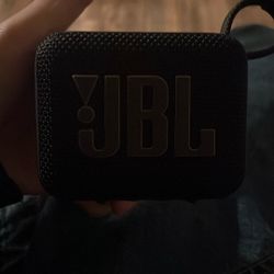 JBL Go 4