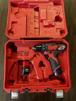 Milwaukee 3/8" Drill/Driver with 12v lithium battery, milwaukee case & bit