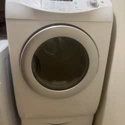 Maytag Dryer Works Perfect 