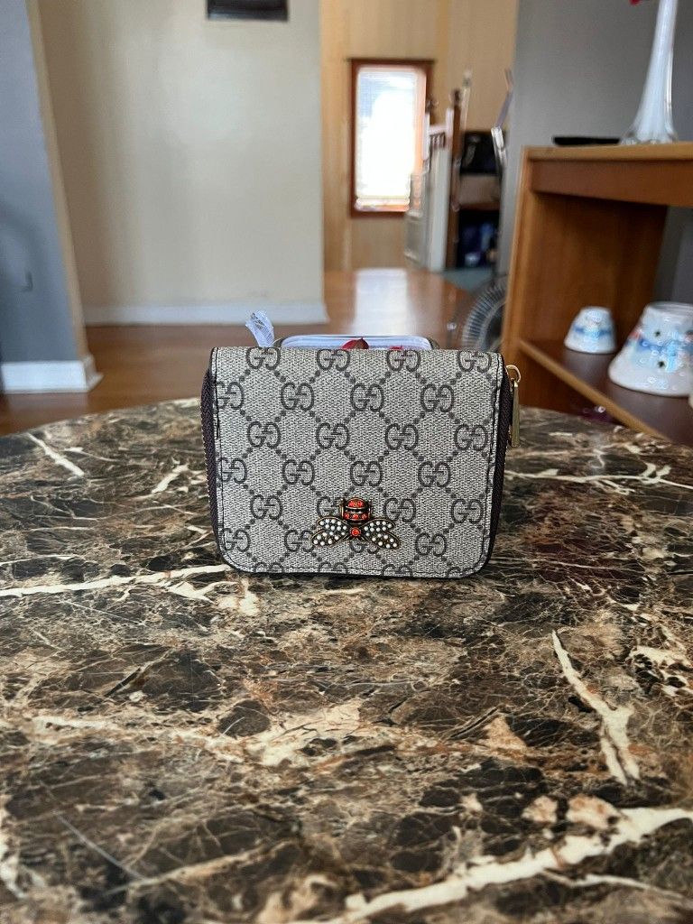 available for women wallet