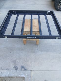 Go Rhino SRM400 Roof Rack with 4 working  POD lights