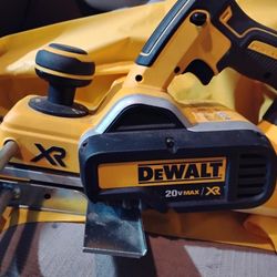 XR DEWALT 20 V 
