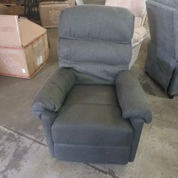 HOMCOM Power Lift Chair with Vibration Massage, Fabric Upholstered Recliner Chair for Elderly with Remote Control, Side Pockets, Grey $180 Warehouse A