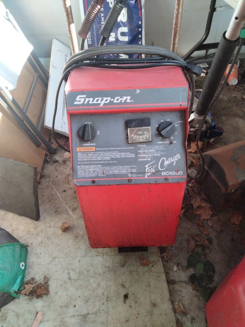 Snap-on Battery Charger 4200 $50